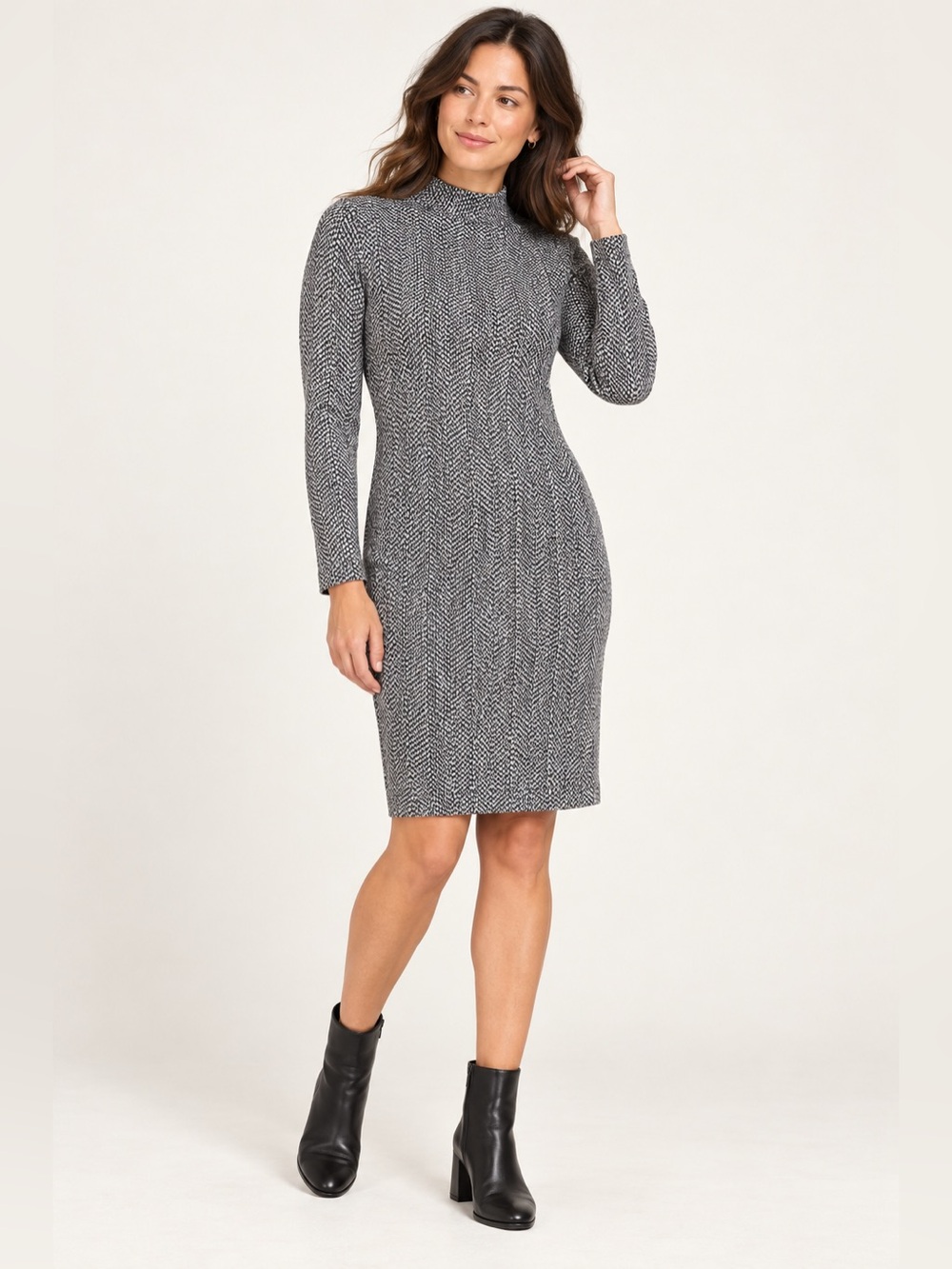 Athleta Delancey Dress Women’s M Black White Herringbone Mock Neck Long Sleeve
